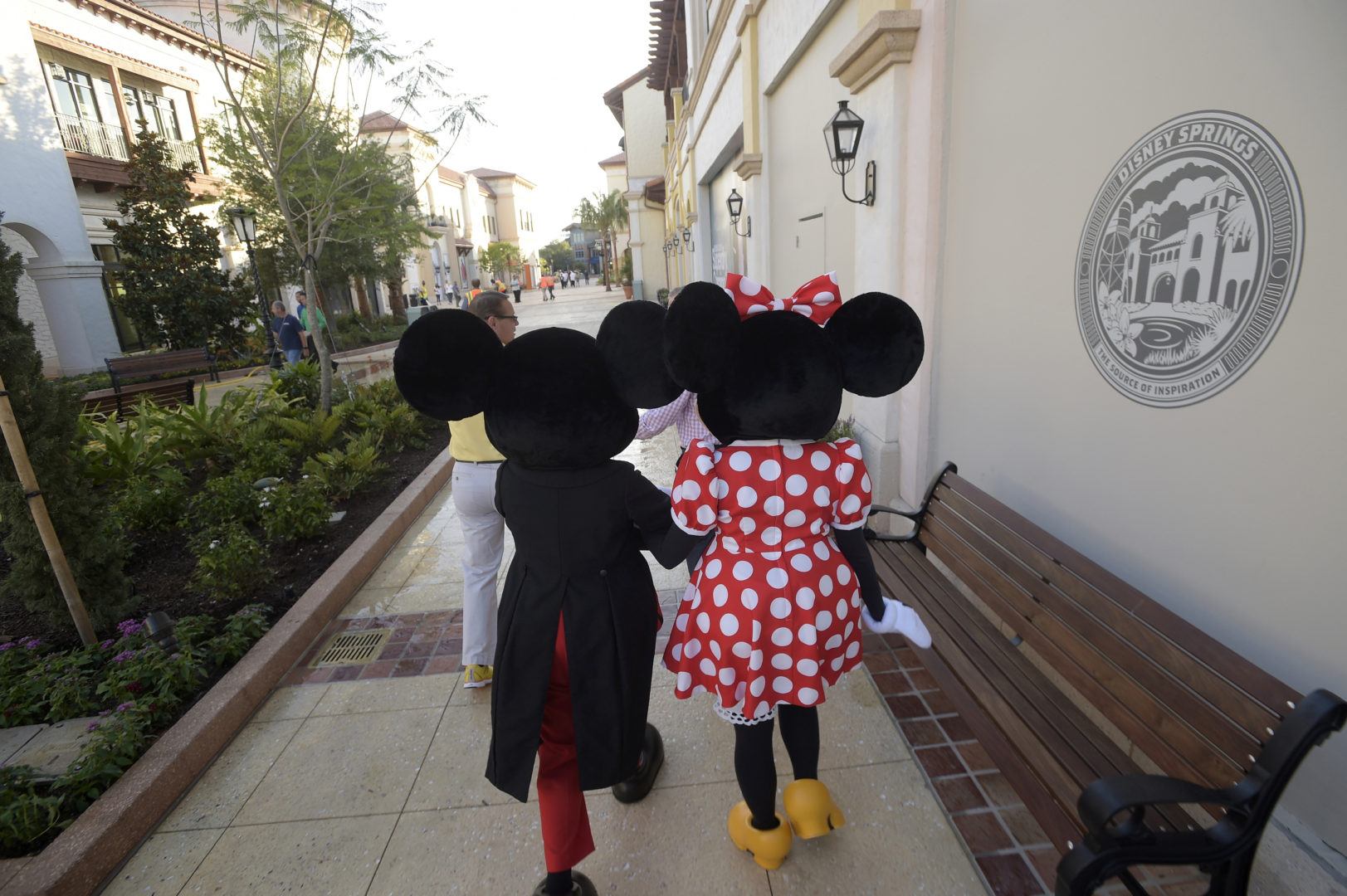 , Entertainment Reopenings at Holiday World and Orlando Pave the Way for New Normal