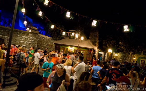 Once through the initial indoor portion of the queue, you enter this quaint indoor village of Arendelle.