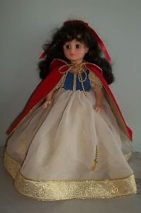 Mme Alexander Snow White 1557