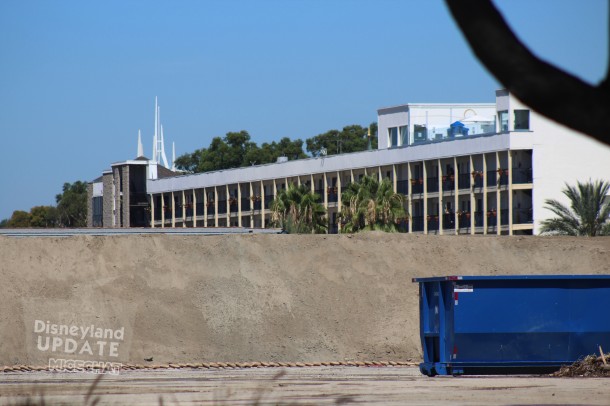 On the west side of the site, we can see the Carousel Hotel.