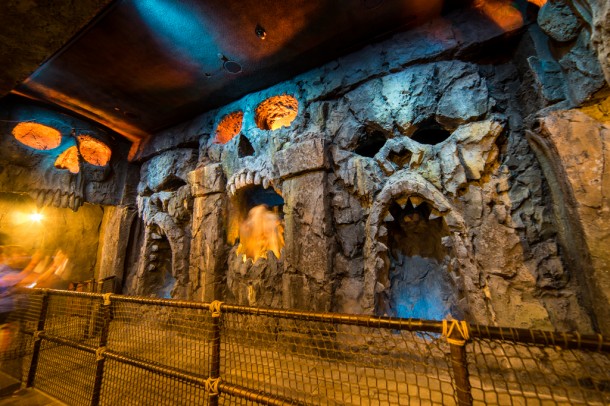 The centerpiece of this room is the animatronic in the center which was moving while I shot this off of a tripod.