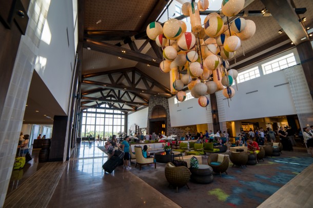Next, we went over for a tour of Sapphire Falls, the newest on site hotel at Universal Orlando. 