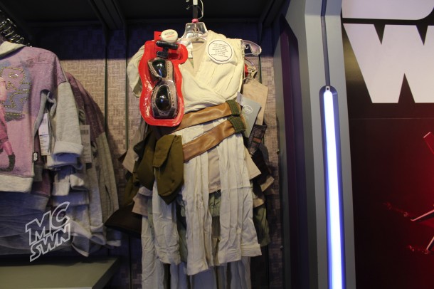 Rey costume @ Star Trader.