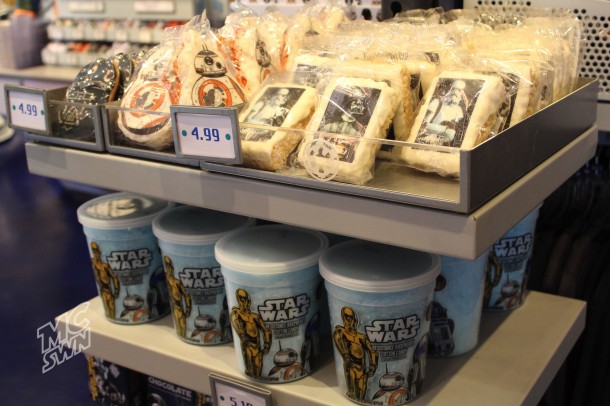 Star Wars Rice Krispy Treats and Blue Cotton Candy @ Star Trader