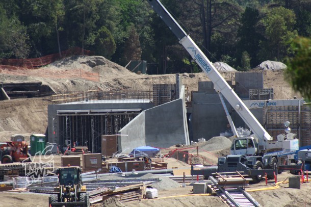It looks like this archway will be the entrance from Fantasyland and Frontierland, with the DLRR going over the top. 