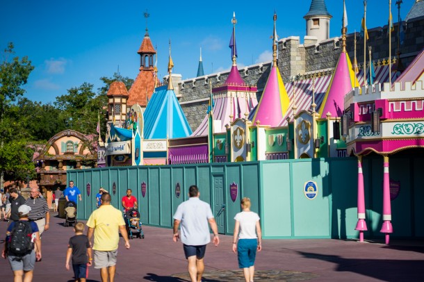 it's a small world is currently closed for refurbishment.