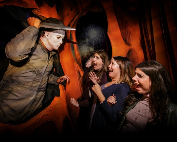 2016 Halloween Horror Nights - Hollywood at Universal Studios Hollywood Photo by David Sprague