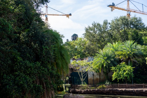 Pandora pokes out over the trees as seen from Harambe.