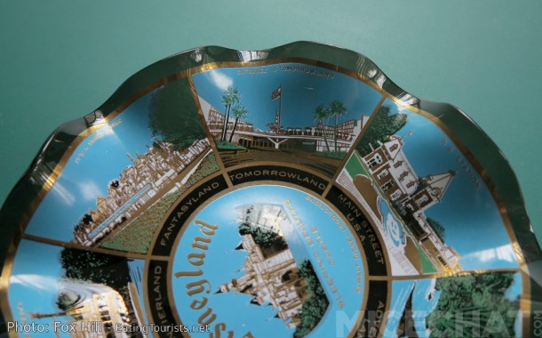 Candy Dish detail right.