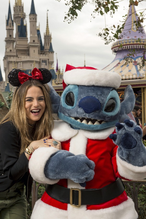 THE WONDERFUL WORLD OF DISNEY: MAGICAL HOLIDAY CELEBRATION - "The Wonderful World of Disney: Magical Holiday Celebration" premieres on THANKSGIVING, THURSDAY, NOVEMBER 24 (8:00-10:00 p.m. EST) on the ABC Television Network and on the ABC app. Join Emmy Award-winners Julianne and Derek Hough as they host the magical two-hour special from the Walt Disney World Resort. They join "Descendants 2" star Sofia Carson to kick off the holiday season in a way only Disney can, showcasing extraordinary music performances, special appearances and some unforgettable Disney magic moments. (DISNEY/Kent Phillips) 