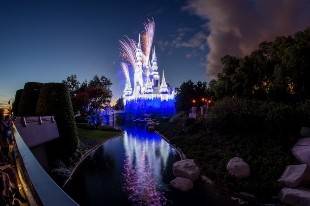 Then, the Dream Lights are turned on!
