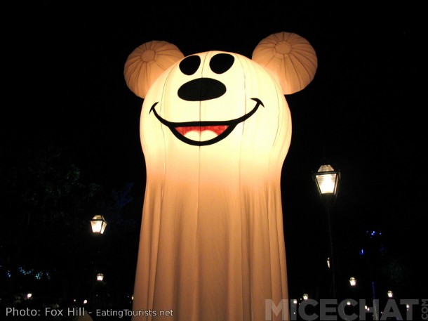 "Ghost Light" Mickey - Don't tell Mater!
