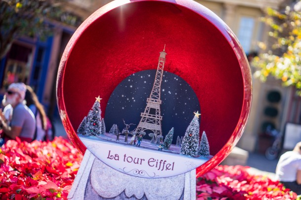 There are also these fun ornament displays again this year.