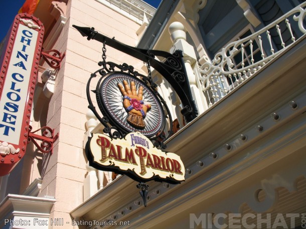Rolly is honored with not just a window of his own but a sign too! (Fargo is his middle name). I think we can safely conclude that he's a big wheel in Imagineering circles.