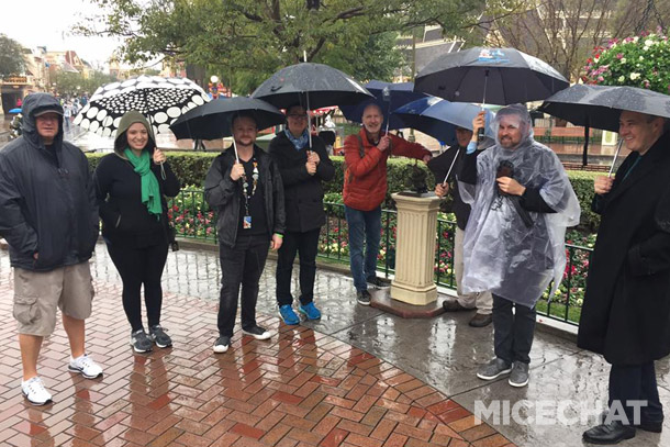 Some of the Brave MiceChatters making out to the Sunday meet at the Hub!