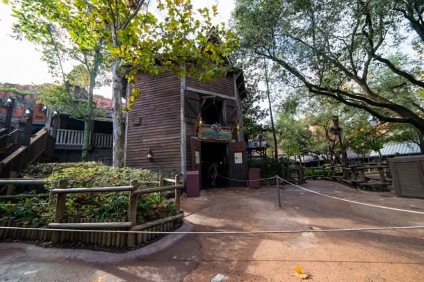 Splash Mountain had some short waits, even during this busy time due to cooler temperatures.