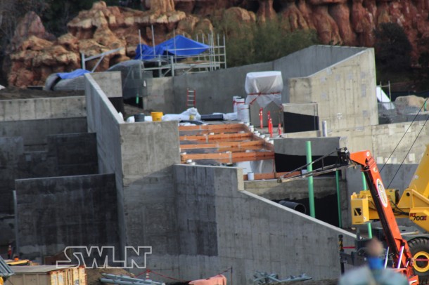 Fantasmic&rsquo;s Backstage