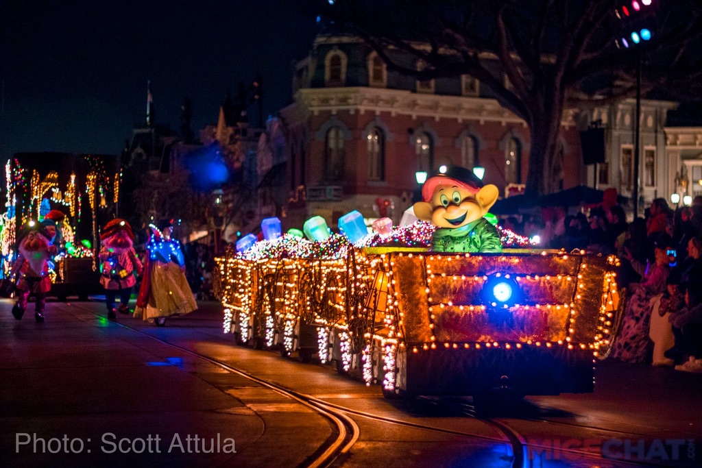 , Disneyland Teases the Return of the Main Street Electrical Parade