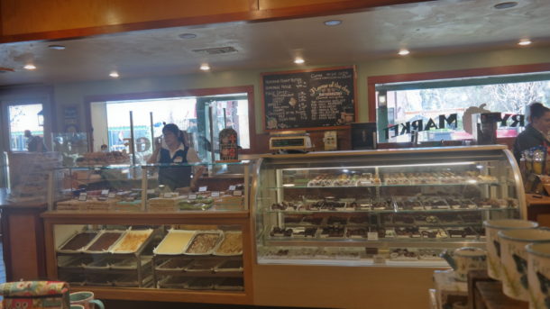 , Knott&rsquo;s Berry Farm Photo Update &ndash; Shop, Drop and Roll