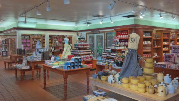 , Knott&rsquo;s Berry Farm Photo Update &ndash; Shop, Drop and Roll
