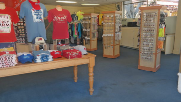 , Knott&rsquo;s Berry Farm Photo Update &ndash; Shop, Drop and Roll