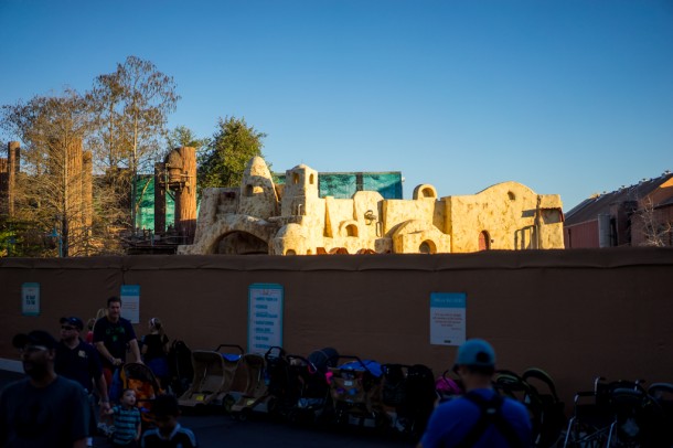 So weird being able to see Tatooine Traders from ABC Commissary.