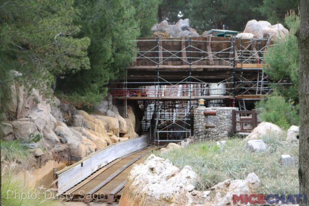 , Disneyland Update – Rainy Days Are The New Off Season