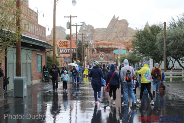 , Disneyland Update – Rainy Days Are The New Off Season