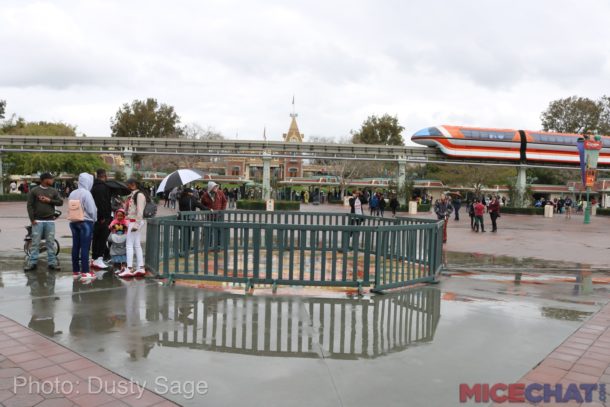 , Disneyland Update – Rainy Days Are The New Off Season