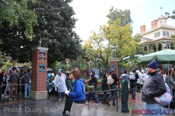 , Disneyland Update – Rainy Days Are The New Off Season
