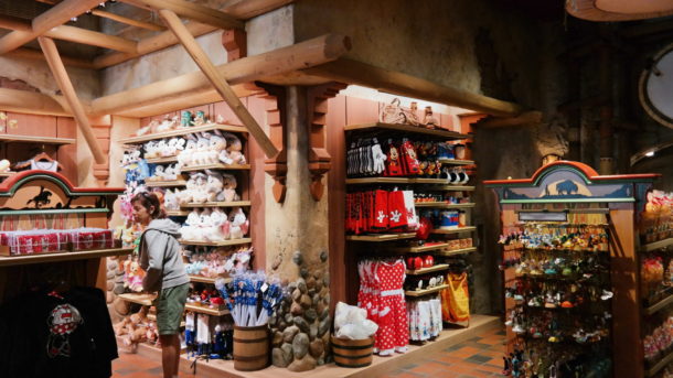 , Disneyland Photo Update – Pirates Fabulous at 50