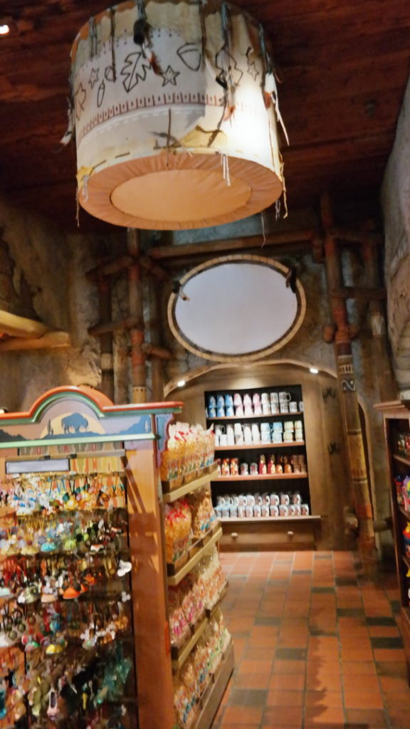 , Disneyland Photo Update – Pirates Fabulous at 50