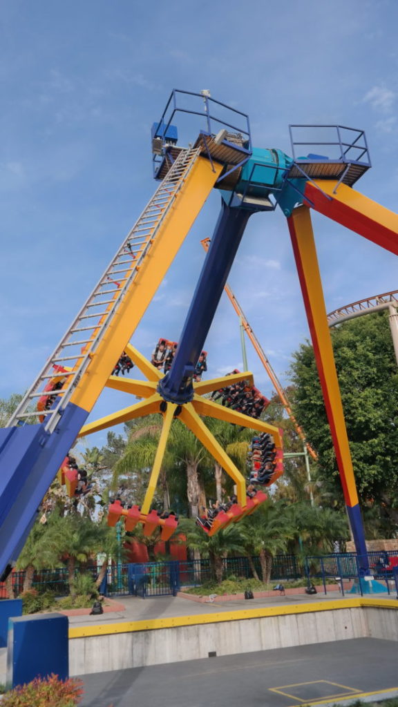 , Knott&rsquo;s Berry Farm Photo Update &ndash; Boomerang and Boysenberries
