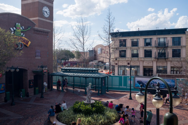, Walt Disney World Update: Flower and Garden Continues While Star Wars Land Rises