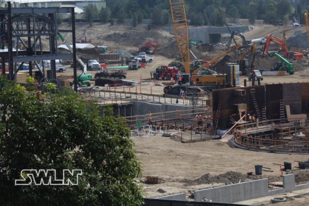 , Star Wars Land News: Walkers In The House!