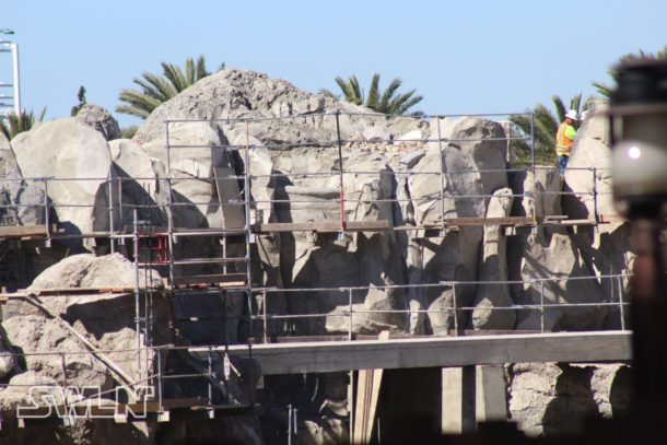 , Star Wars Land News: Is The Clock Ticking On Hyperspace Mountain?