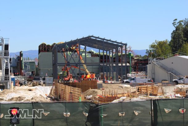 , Star Wars Land News: Is The Clock Ticking On Hyperspace Mountain?