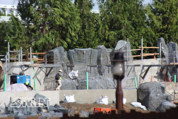 , Star Wars Land News: Will MaxPass Lock You Out?