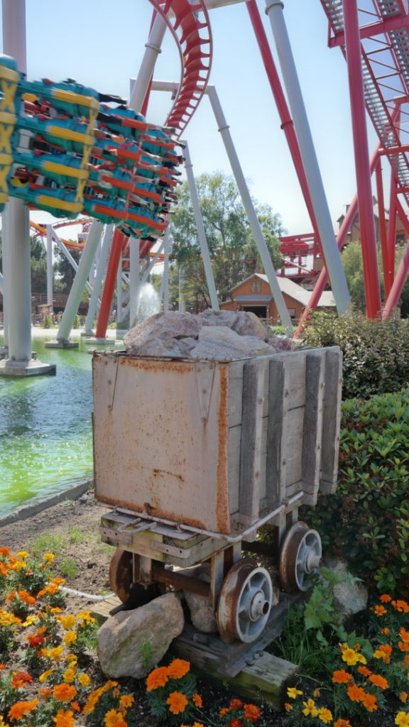 , Knott&rsquo;s Berry Farm Photo Update- Spring Turns To Summer