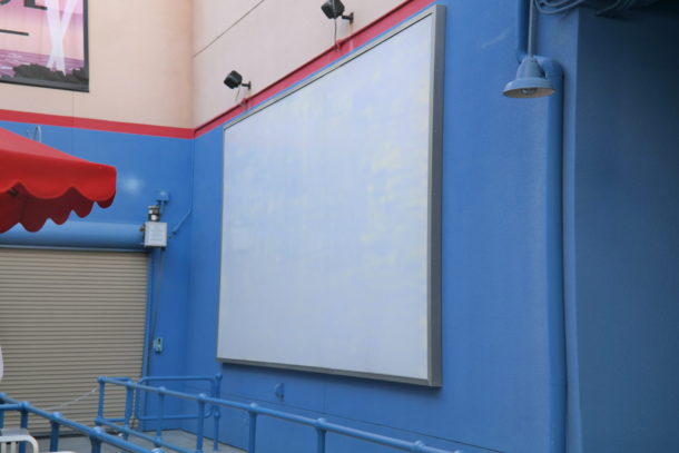 , Disney California Adventure Photo Update: Sticking it to the Man