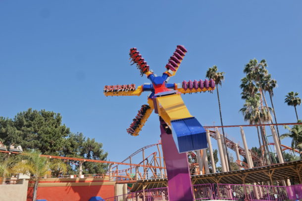 , Knott&rsquo;s Berry Farm Photo Update- Spring Turns To Summer