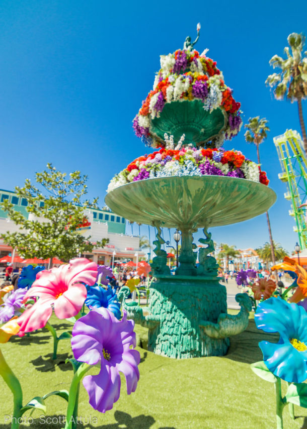 , Have a Berry Good Time at Knott&rsquo;s Boysenberry Festival