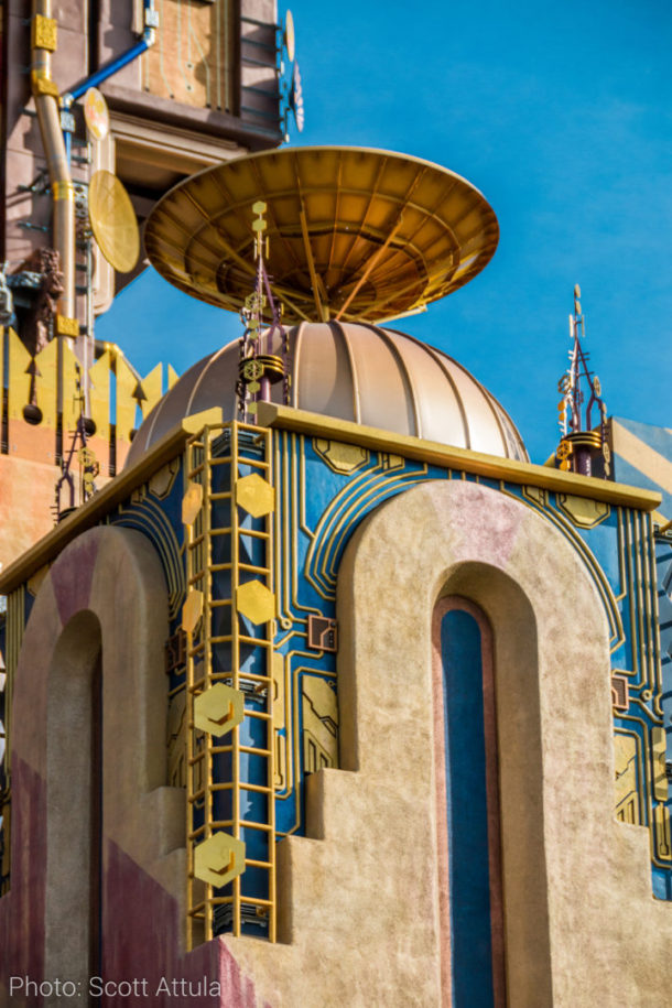 , Disney California Adventure Update – Tower Testing & Excellent Eggs