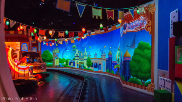 , Disney California Adventure Update – Tower Testing & Excellent Eggs