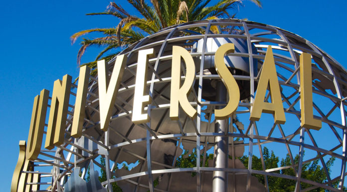 Universal Studios Hollywood: Magical New Lighting of Hogwarts Castle