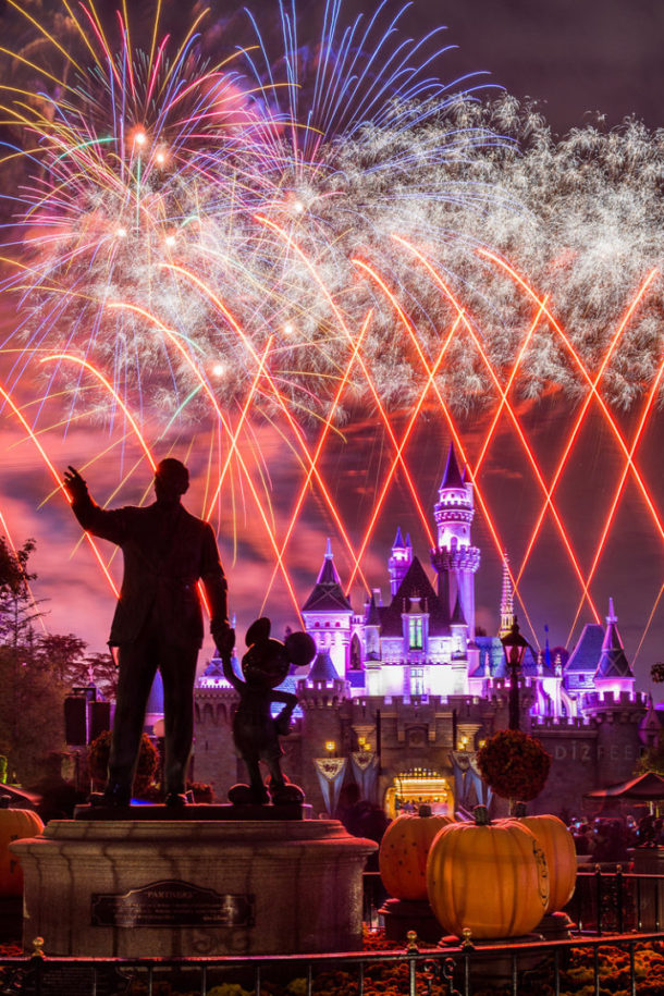 , Capturing the Magic: Fireworks at Disneyland