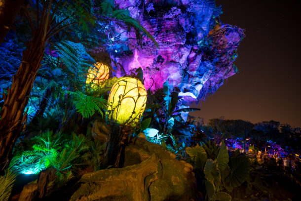 , Dateline Disney World – The Bioluminescence of Pandora at Night