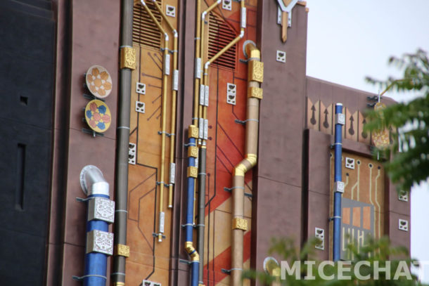 , Disneyland Photo Update: A River Runs Through It . . . Again
