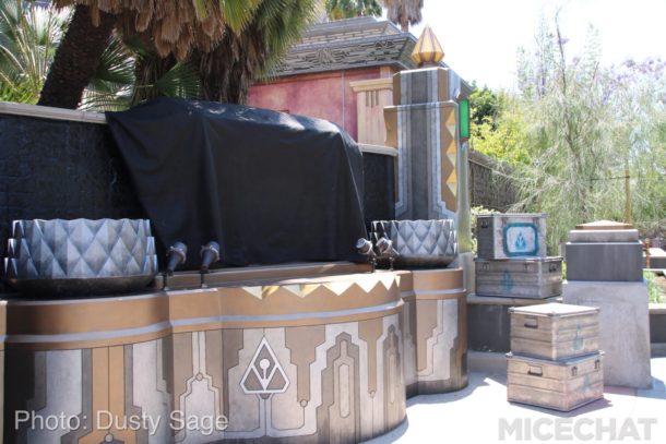 , Disneyland Photo Update: Eat the Force & Towers of Light