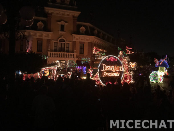 , Disneyland Photo Update: A River Runs Through It . . . Again